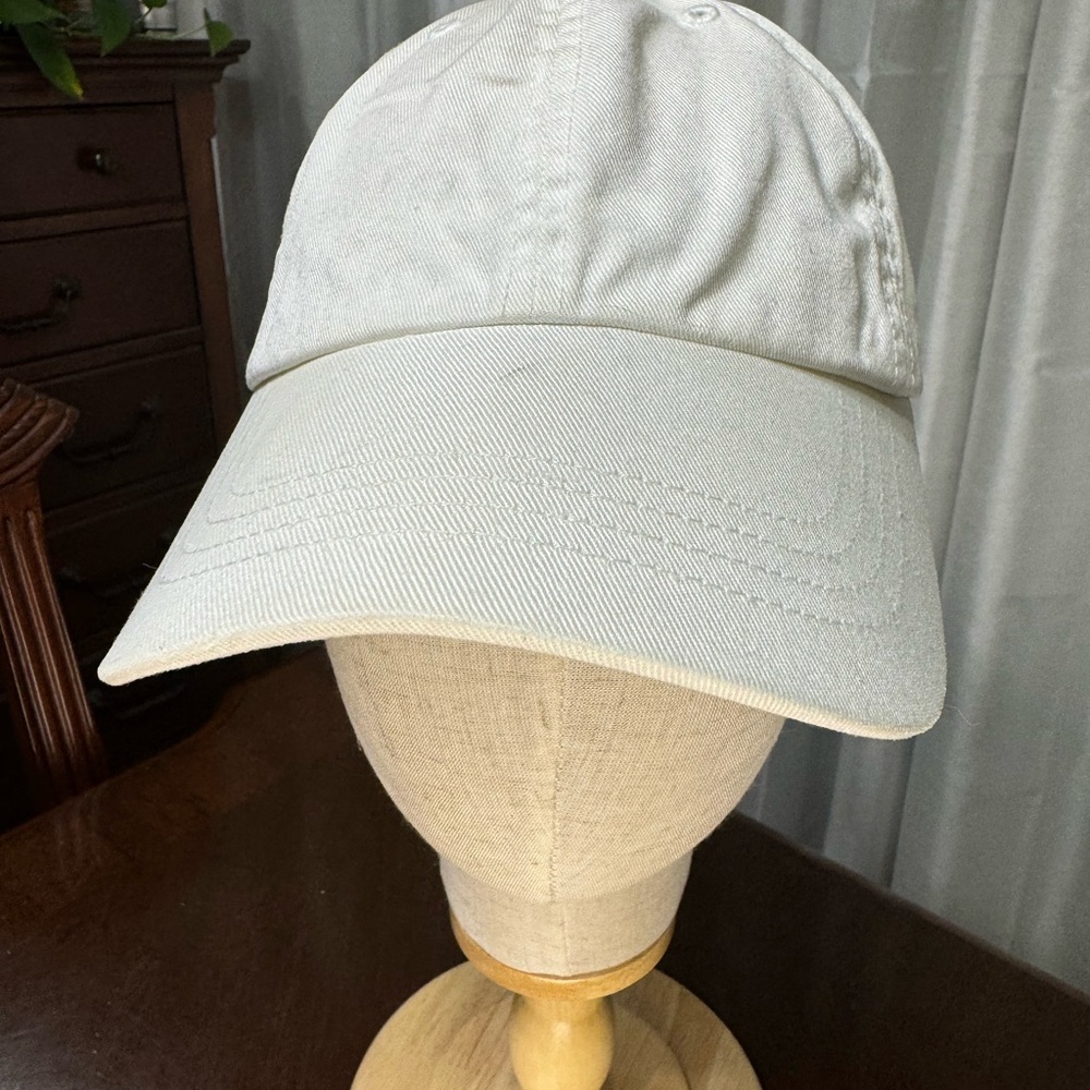 Sonoma White Cotton Cap